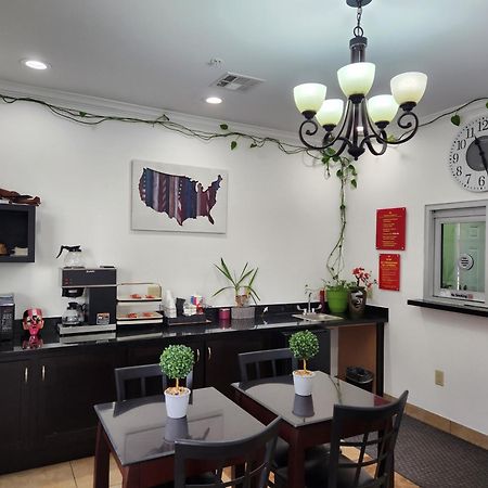 Palace Inn Sam Houston Race Park West Road מראה חיצוני תמונה