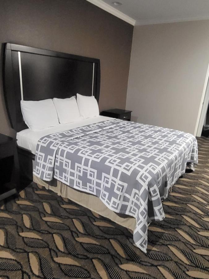 Palace Inn Sam Houston Race Park West Road מראה חיצוני תמונה