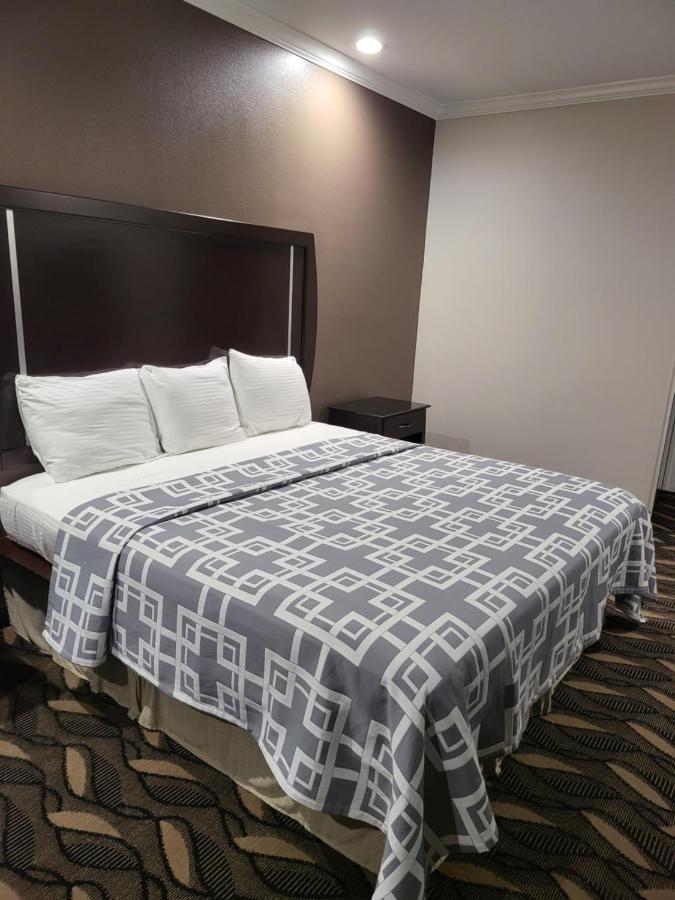 Palace Inn Sam Houston Race Park West Road מראה חיצוני תמונה