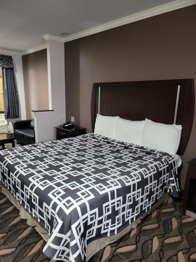 Palace Inn Sam Houston Race Park West Road מראה חיצוני תמונה