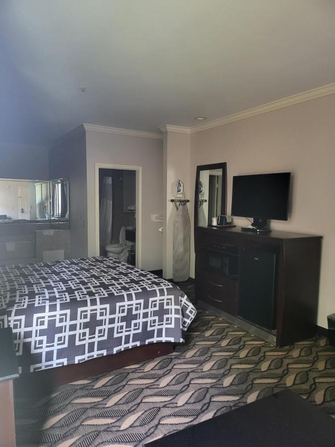 Palace Inn Sam Houston Race Park West Road מראה חיצוני תמונה