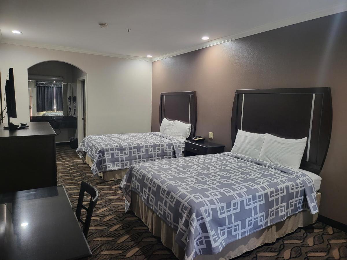 Palace Inn Sam Houston Race Park West Road מראה חיצוני תמונה