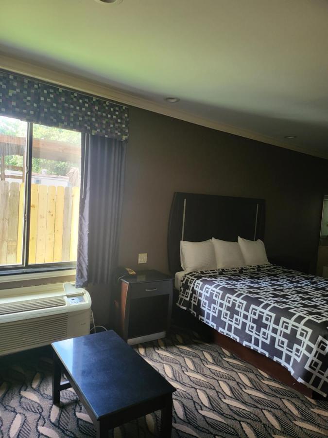 Palace Inn Sam Houston Race Park West Road מראה חיצוני תמונה