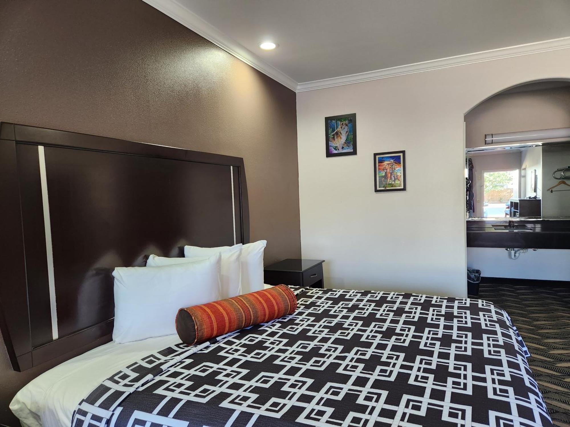 Palace Inn Sam Houston Race Park West Road מראה חיצוני תמונה